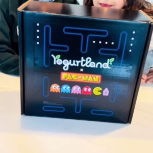 Sally Pressman Instagram - Red alert! ‼️🚨 @yogurtlandinc and @officialpacman have partnered up!!! 
‼️New flavors (CHERRY CHOMP 🍒 Pineapple POWERUP 🍍) 
‼️New gummy toppings
‼️PAC-MAN spoons and special cups

All available at @yogurtlandinc stores now for a limited time 🍦🍒🍍

WHICH FLAVOR WOULD YOU TRY???? 🍒🍍