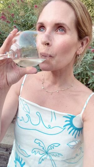 Sally Pressman Instagram - When your favorite vineyard welcomes a new addition…
@wolfferwine @joeywolffer I couldn’t have opened this faster 💛

Welcome Sauvignon Blanc to the family. You are crisp, bright, friendly and go along with any and everything at the party. You are. Perfect ✨

#woelfferestatevineyard #wine #winetasting #winelover #sauvignonblanc #summerwine