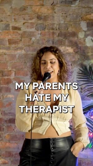 Salma Hindy Instagram - HUGE ANNOUNCEMENT: which is that Therapy Thursdays will resume next week 🥳🥳✨✨💞💞 we back to healing together baby😎😎😎. But for now, here is a compliment of the highest order that anyone could possibly receive from an Arab household. 

Edit by: @alistairogden 🎥🪄
Show: @garlicrenaissance 

#therapy #therapyjokes #therapist #therapistjokes #joke #funny #comedy #standupcomedy #reels #relatable #arabparents #immigrantparents #mentalhealth #healing