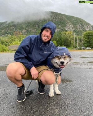 Sam Breton Instagram - Tel père, tel fils 🌧