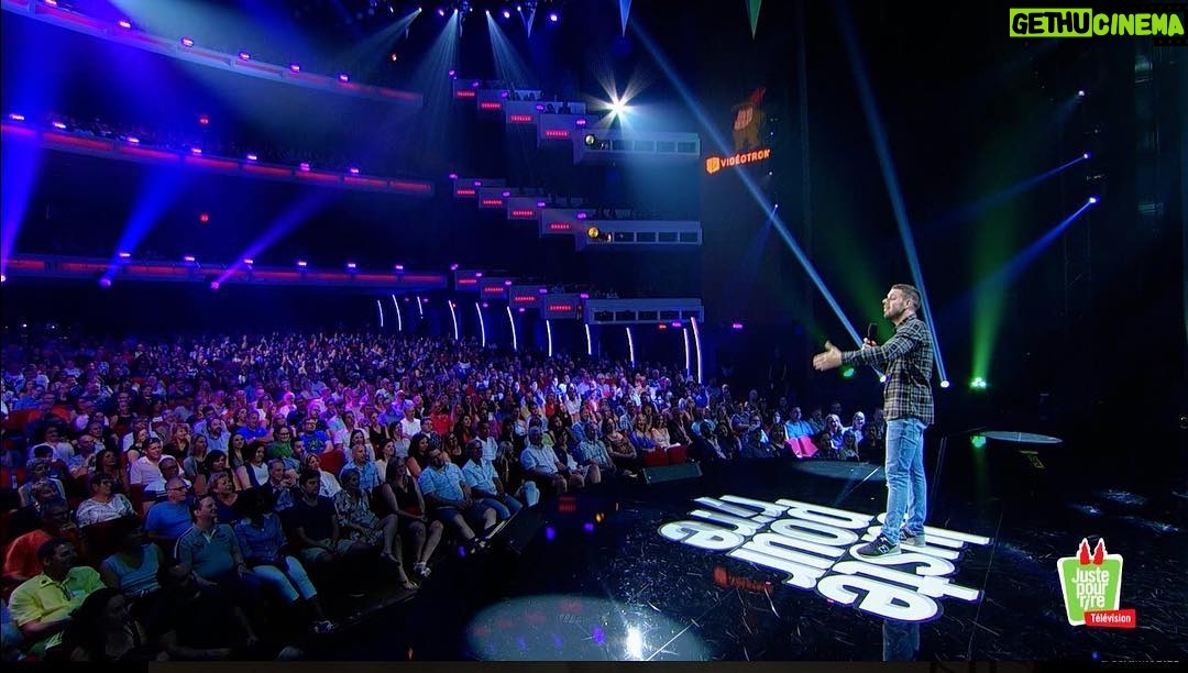 Sam Breton - 1.3K Likes - En juillet dernier lors de mon gala juste pour rire à la place des arts à Montréal.
#humour #grosbonheursale #gala #jpr #montreal #90min #quebec