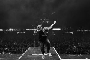 Sam Carter Instagram - Last night was a dream! Thank you @fullforcegermany 🇩🇪

One of the best crowds ever ❤️🎇

@edmasonphoto