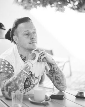Sam Carter Instagram - Last show tonight with @metallica in Madrid 🇪🇸 it’s going to be a hot one 🔥

@edmasonphoto