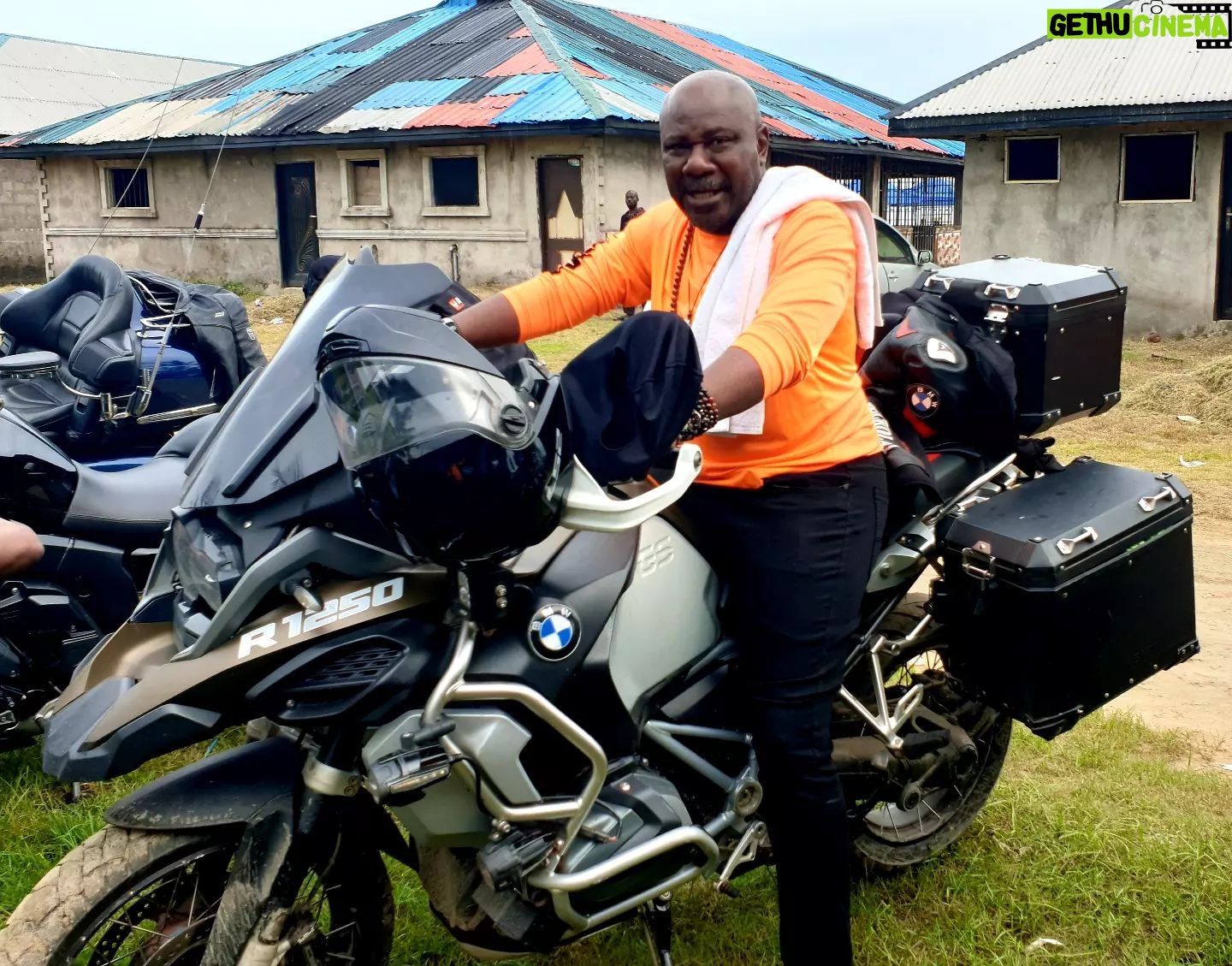 Sam Dede - 2K Likes - Bikers in Nigeria BIN Convention 2022, Uyo.
There's no Power Bike like the BMW GS R1250.
Massive!
Heavy!
Rugged!
Power!
HardRidaz Motorcycle Club @hardridazmc
RIDE HARD OR GO HOME !!!😎👊🏿