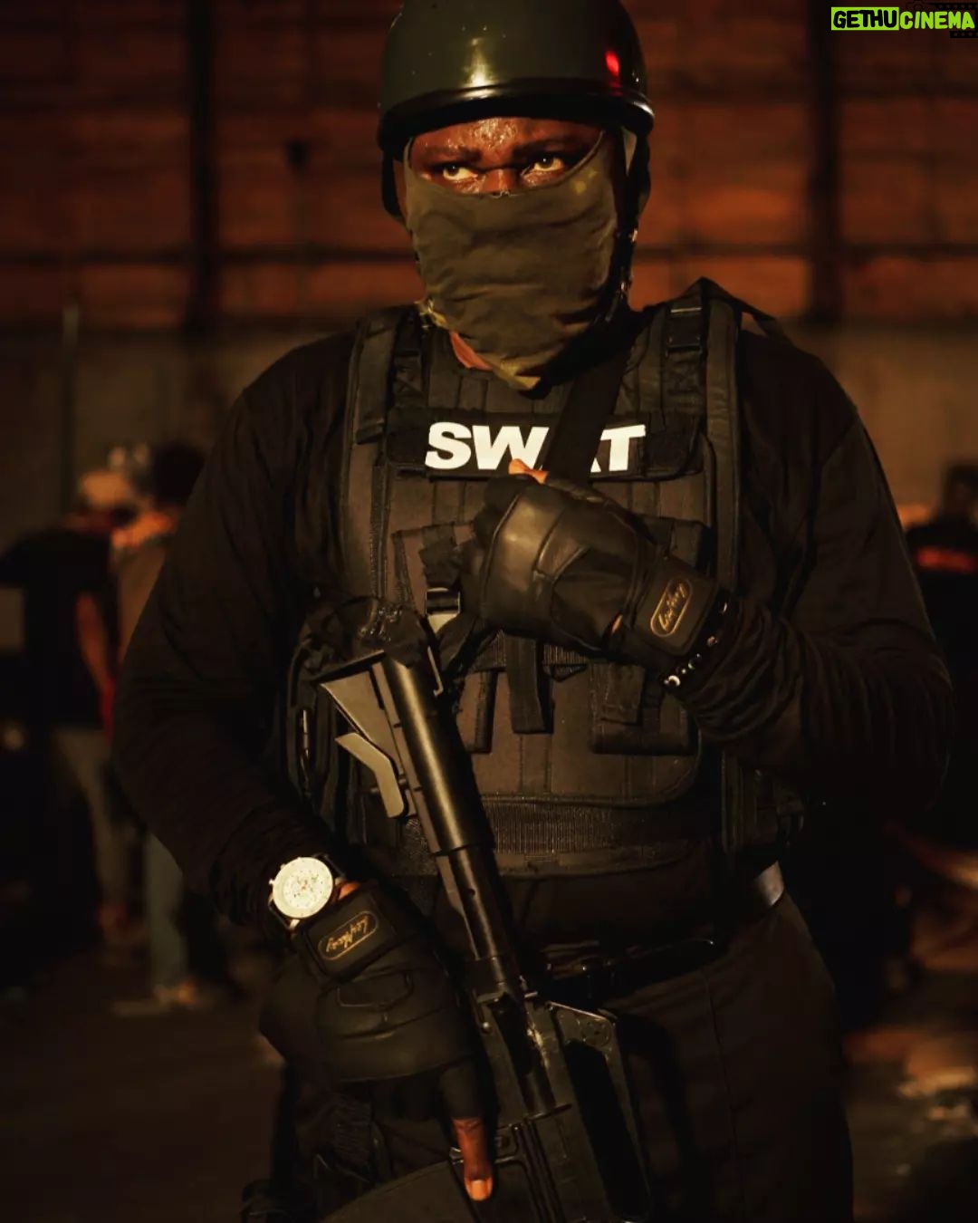 Sam Dede - 2.4K Likes - When situations get out of control....call in SWAT !
#BROTHERHOOD the movie. @greohstudios @jadeosiberu
@loukman_ali
In cinemas nationwide from July.
Easy....like Sunday morning 😎
📸 @emmy_reflex