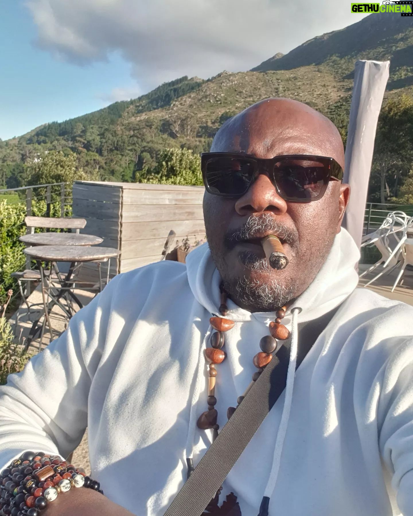 Sam Dede - 4.2K Likes - Eeassy.....like Sunday morning.