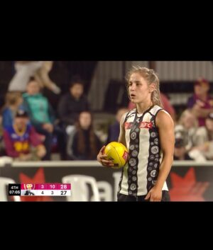 Sam Lane Instagram - Willlld game. 
Final term 🎯 from 50-gamer Mikala Cann, aka The Bull, and Pies upset Lions by five pts at Springers @7afl @abbeycholmes @jasonbennetttv @kate.mac.9 @collingwood_fc d @brisbanelions @aflwomens @afl @mikicann 🎯