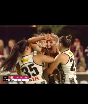 Sam Lane Instagram - Willlld game. 
Final term 🎯 from 50-gamer Mikala Cann, aka The Bull, and Pies upset Lions by five pts at Springers @7afl @abbeycholmes @jasonbennetttv @kate.mac.9 @collingwood_fc d @brisbanelions @aflwomens @afl @mikicann 🎯