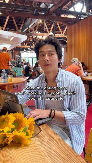 Sam Li Instagram - Time to look busy I guess 🤷‍♂️

#datingmemes #dating #datingapp #couplegoals #coffeeshop #swifties #datingtips #asianguy #asianmen