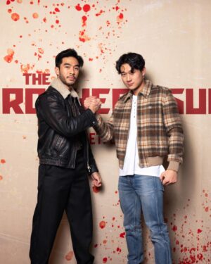 Sam Li Instagram - Amsterdam we love you!! To see an international community of people come and support us and The Brothers Sun has my heart so full ❤️ we had the chance to share some pretty deep thoughts last night, so here’s the takeaways I want to share with you:

-Discipline > motivation. Working harder than anyone else will not go unnoticed. ☑️
-getting what you want doesn’t solve your problems. Inner peace is deeper than your desires. ☑️
-staying ready is the key to success. Don’t wait until an opportunity comes to start preparing. ☑️

@panasiancollective y’all are some certified all-stars for hosting this 💯 

special shoutout to @celine for making me look so 🌶️ last night! 

@netflixnl @netflixgolden