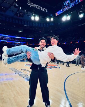 Sam Li Instagram - The love from NYC has been unreal ❤️‍🔥❤️‍🔥❤️‍🔥 seriously… pinch us we must be dreaming… mucho gracias for the continued support guys 😭 please tell all ur frens and fam about us 🙏 lets get this show numba ONE!!! #thebrotherssun @netflix @netflixgeeked @netflixgolden