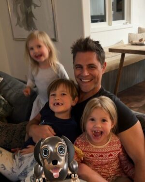 Sam Page Instagram - #Robodog getting used to life with these animals. @kiausa