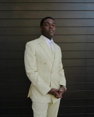 Sam Richardson Instagram - And another one. Thank you @grayscaleic

Styled by @_tiffanimoreno_ 
Groomed by @andreapezzillo