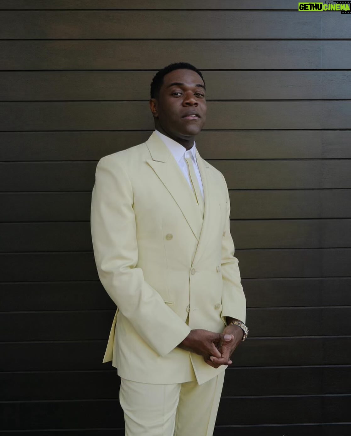 Sam Richardson - 8.6K Likes - And another one. Thank you @grayscaleic
Styled by @_tiffanimoreno_
Groomed by @andreapezzillo
