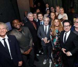Sam Richardson Instagram - On Sunday I attended the @peabodyawards with @startrek as it was honored with The Institutional Award. As a lifelong fan, it was such an honor to celebrate it as a new member of the Star Trek family. 🖖🏾
#startrek #section31 #starfleet #peabodyawards