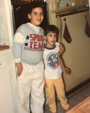 Sam Shahidi Instagram - 40 years of Sammy…

I am very thankful for having so many incredible loyal friends and family in my life.