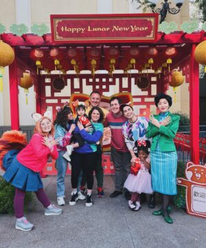 Sam Tsui Instagram - 🎶 Never not on my mind, oh my! Oh my! 🏮 🎶 
Had the absolute best time taking Elaia to Disneyland and California Adventure for the first time with some wonderful friends. The fact that she’s obsessed with #turningred and got to meet Mei Mei and Ming who are there for lunar new year was icing on the cake!!