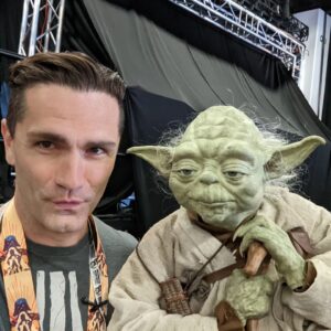 Sam Witwer Instagram - He's not into selfies.

#StarWars #celebration #starwarscelebration2022 #StarWarsCelebration #Iranintohiminthegreenroom #itwasprobablyunprofessionaltoapproach #imjustahugefan #hehasntseenclonewars #hishandlerwalkedhimoutafter #alittleembarassed #yoda