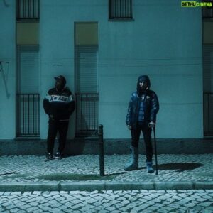 Sam the Kid Instagram - “Vírgulas e túneis” é o Primeiro avanço do álbum que fiz com o meu mano @diluvafrankie . O projecto chama-se VLUDO , e já podem ver o vídeo realizado pelo @sebaztiao no canal de YouTube da @tvchelas . Mais umas semanas e o álbum está aí . Até já .