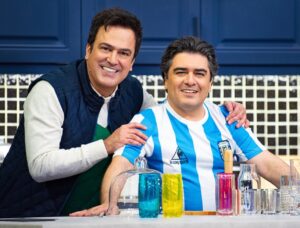 Saman Ehteshami Instagram - برنامه ی ما رو دیدین؟
‌ @hamedahangi @filmnet.ir_ @shabahangishow
