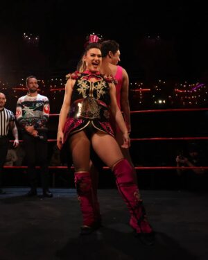 Samantha Allen Instagram - 500 days 🏆
@riotcabaret Womens Champion
📸 @y2jimbob