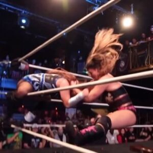 Samantha Allen Instagram - Probably the most unique match I will ever be a part of! ✨🏰🕰️🧚🏼‍♀️

Clock Strikes Midnight Match Vs @ninasamuels123 🥰 

From @thisis_progress SSS Day 3 2023 😊✨