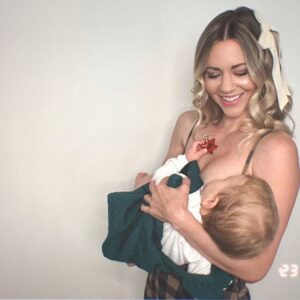 Samantha Cope Instagram - 🎀🪩🎄 this is your sign to pull out your self timer camera and have a photo shoot with your little while they’re still little! #babygirl #mama