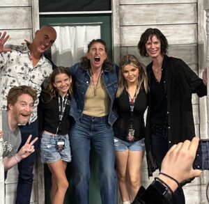 Samara Lee Instagram - I had an amazing time at @spookalafl this past weekend! I got to meet so many new people and fans 💕 Thank you all for coming out!! 

#spookala