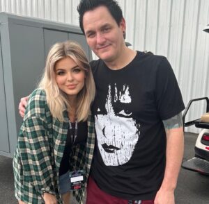 Samara Lee Instagram - I had an amazing time at @spookalafl this past weekend! I got to meet so many new people and fans 💕 Thank you all for coming out!! 

#spookala