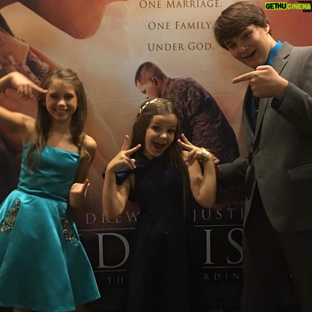 Samara Lee - 1.7K Likes - Fantabulous night at the premiere of Indivisible! Friends! Family! And a movie that comes straight from the heart. #indivisiblemovie #samaralee
