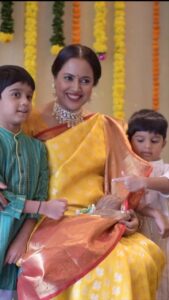 Actress Sameera Reddy HD Instagram Photos and Wallpapers July 2024