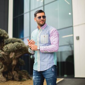 Samir Benzema Instagram - Un peu de couleurs avant l’été avec @spartoogram #spartoogram 😄#lyon #menstyle #classicmenswear sinon l’arbre derrière c’est @un_jour_un_olivier