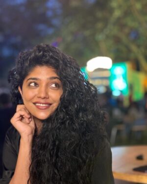Samyukta Hornad Instagram - Ca-ching! 

I could be brown, I could be blue, I could be violet sky
I could be hurtful, I could be purple, I could be anything you like… 
I could be wholesome, I could be loathsome, I guess I’m a little bit shy… 
Gotta be green, gotta be mean, gotta be everything more… 

why don’t you walk out the door?! 

#AngerManagment #GraceKelly #What #IDontknow #Mika