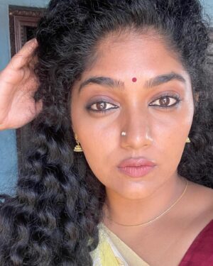 Samyukta Hornad Instagram - Ca-ching! 

I could be brown, I could be blue, I could be violet sky
I could be hurtful, I could be purple, I could be anything you like… 
I could be wholesome, I could be loathsome, I guess I’m a little bit shy… 
Gotta be green, gotta be mean, gotta be everything more… 

why don’t you walk out the door?! 

#AngerManagment #GraceKelly #What #IDontknow #Mika