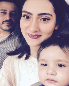 Sana Askari Most Liked Photos and Posts