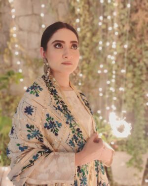 Sana Askari Instagram - When u can’t sleep 🙃
