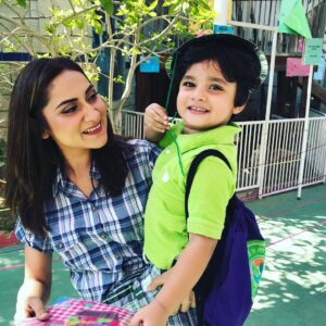 Sana Askari Instagram - Maa and nyloo after school ❤️