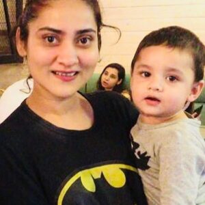 Sana Askari Instagram - My baby turns 18months today yay 🎉😘🎈
