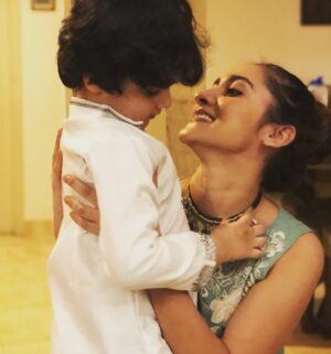 Sana Askari Instagram - Intense conversations with nyle..