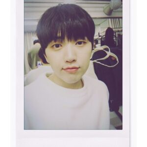 Sandeul Instagram - 오늘은 행복한 날😍
#B1A4 #산들 #공찬