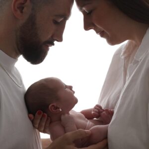 Sandor Martin Instagram - Hoy hace justo un mes que llegaste al mundo para cambiar nuestras vidas. 

Jimena ♥️ ¡Te amamos con locura!
