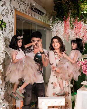 Sandra Amy Instagram - Happy 5th birthday to the precious twin angels🧚🏽‍♀️🧚🏽‍♀️Rudhra & Mithraa! May your smiles continue to brighten your days and your laughter fill our hearts with joy. Here’s to many more years of love, laughter, and unforgettable memories.