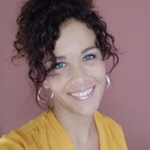 Sandra Blázquez Instagram - Nos vemos este viernes en la Feria del Libro de Madrid!! Estaré firmando y vendiendo libros de 12h a 14h. Caseta número 12. Librería TAIGA. Viernes 17 septiembre. @LIBRERIATAIGAMADRID @ferialibromadrid
.
📖 ME DIJE HAZLO Y LO HICE.