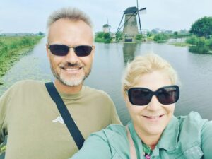 Sandra Kim Instagram - Windmills of Kinderdijk 🇳🇱🇳🇱🌷🌷#kinderdijk #netherlands #summertime #holidays