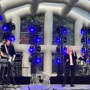 Sandra Kim Instagram - About last night ...thanks to @projectatelier_be to be part of their company party !! #liveshows #withmyboys #summertour @svenvdw @jellevancleemputte  @armanyte @michaelasnot @berndvp @fotografiedoeke @gregory.de.groep  @thebookingcompany  jewellery #ellebellejuwelen @ellebellejuwelen #Lola&Liza
