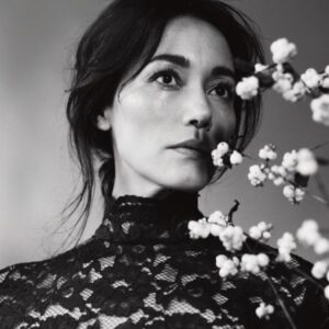 Sandrine Holt Instagram - 🖤🖤🖤@beata__ @sarahparlow @jamieh102