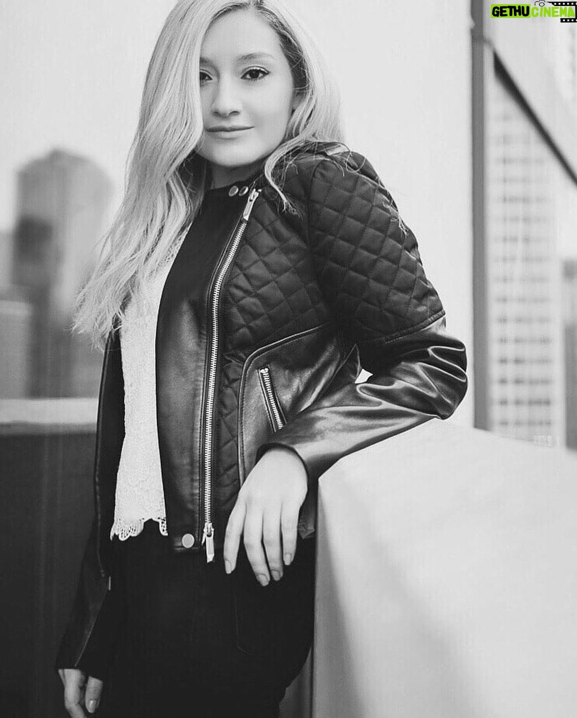 Sandy Piña - 835 Likes - Random advice of the day: ‘If you’re a new home owner, the closing 📄 state that you have three years to claim escrow 💰 x 10, otherwise the 🏦 will keep it, peruse those docs and claim whats yours’ @bcbgmaxazria✨