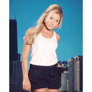 Sandy Piña Instagram - el verdadero signo de inteligencia no es el conocimiento, sino la imaginación🦄✨