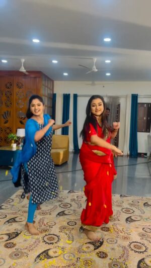 Sangeetha Kalyankumar Instagram - With all my Amma’s and Athamma’s 🙈😜😍😘

Janaki Ramayya Gari Manavaralu serial female actress ❤️✨🧿
@zeetelugu 
@janaki_rammayyagari_manavaralu 

@madhulika_raj_sharma 
@me_vanithachandhar 
@anusharao 
@sravanivemuri9