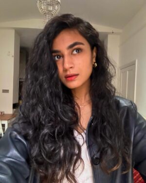 Sanjana Doss Instagram - “Visual balance” 🙅‍♀️